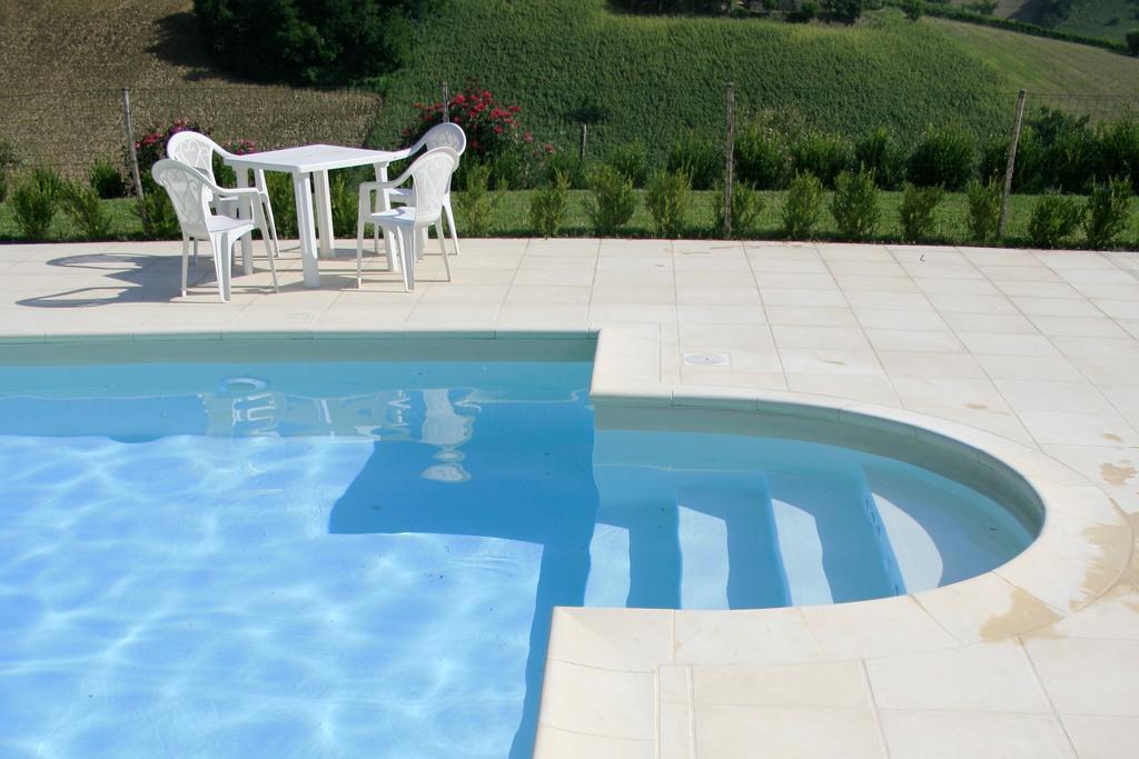 Отель Agriturismo Fara Montegiorgio Экстерьер фото