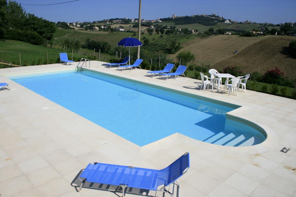 Отель Agriturismo Fara Montegiorgio Экстерьер фото